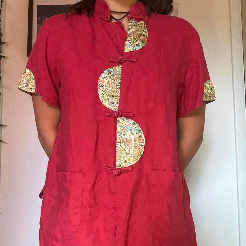 Red Linen Mock neck shirt